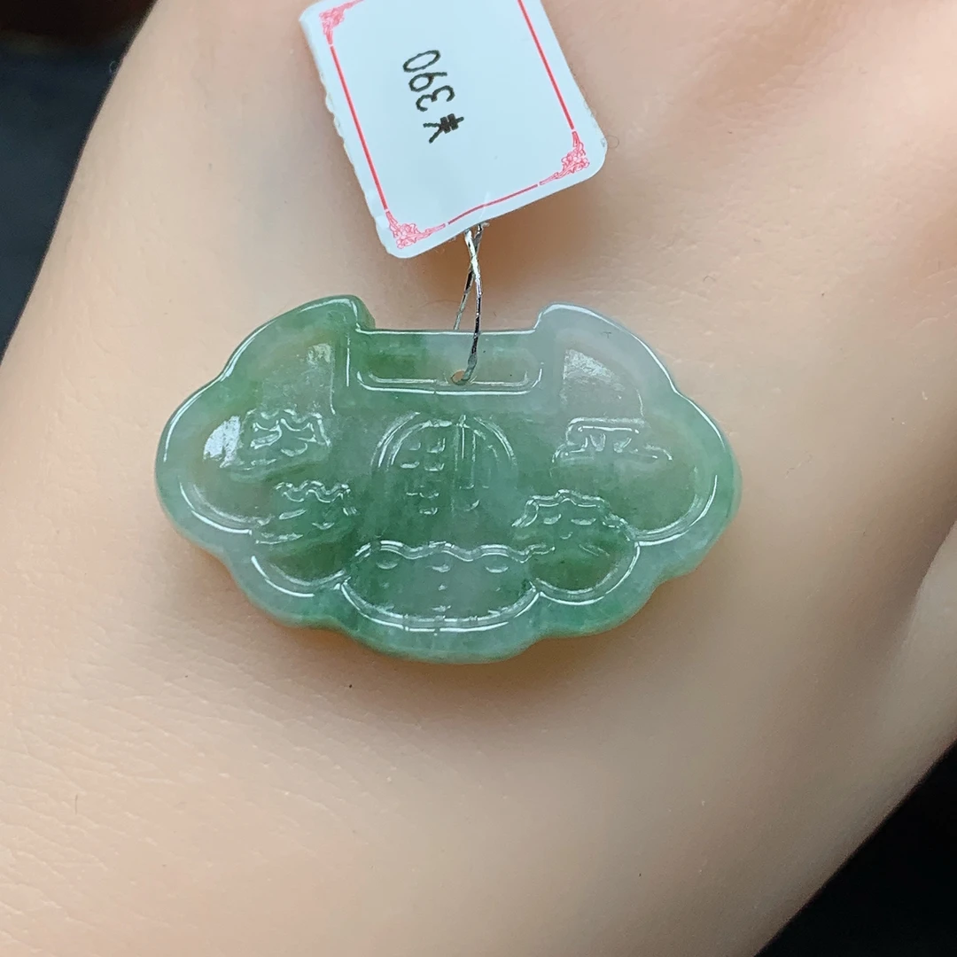 缅甸天然翡翠A货冰飘绿岁岁平安如意锁吊坠