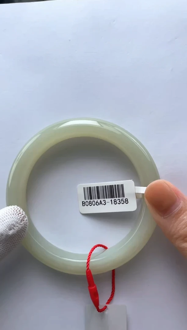 【闪购商品】和田玉手镯未镶嵌59圈口