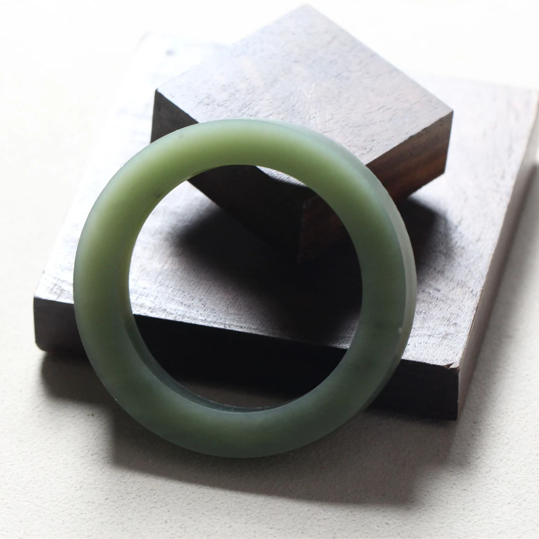 手镯定制——春喜珠宝和田玉手镯毛坯定制老师傅包精工平安镯圆条镯