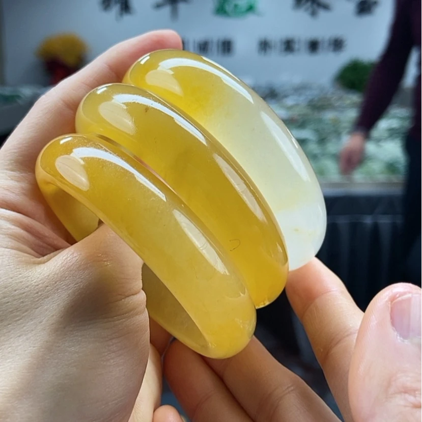 【闪购商品】石英质玉手镯颜色纹路多样性发货拍一发一未镶嵌