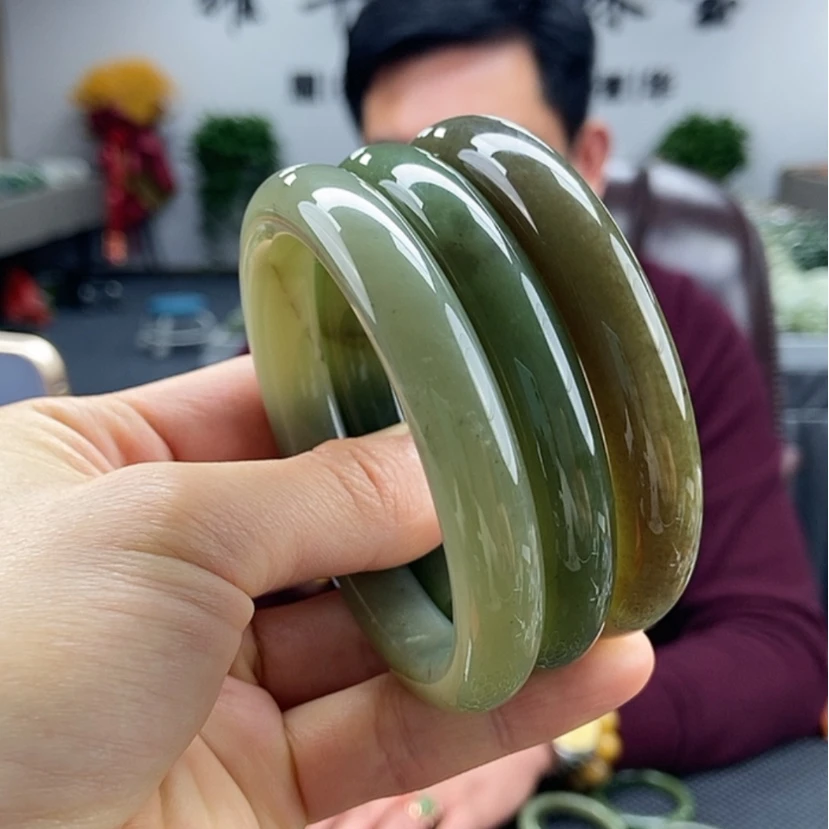 【闪购商品】和田玉手镯颜色纹路多样性发货拍一发一未镶嵌