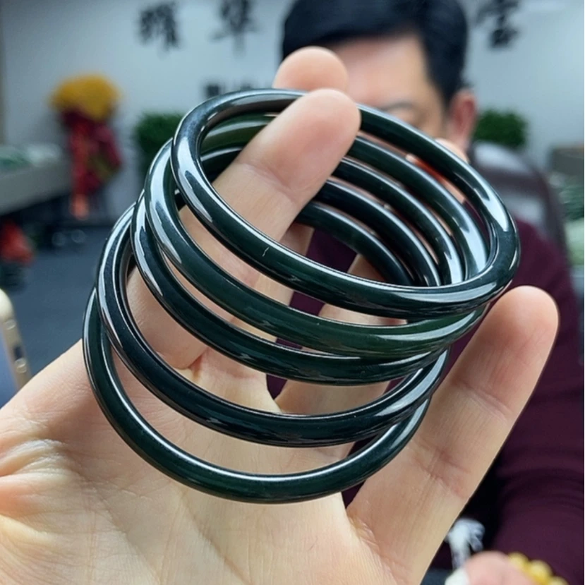【闪购商品】和田玉手镯颜色纹路多样性发货拍一发一未镶嵌