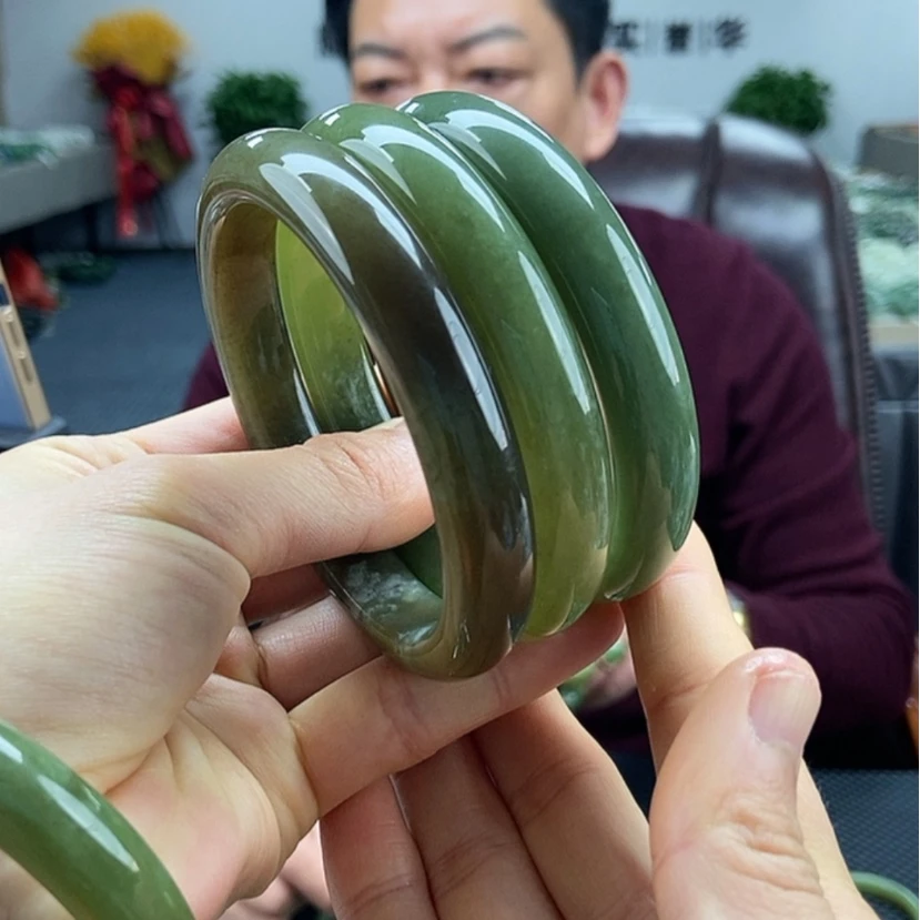 【闪购商品】和田玉手镯颜色纹路多样性发货拍一发一未镶嵌