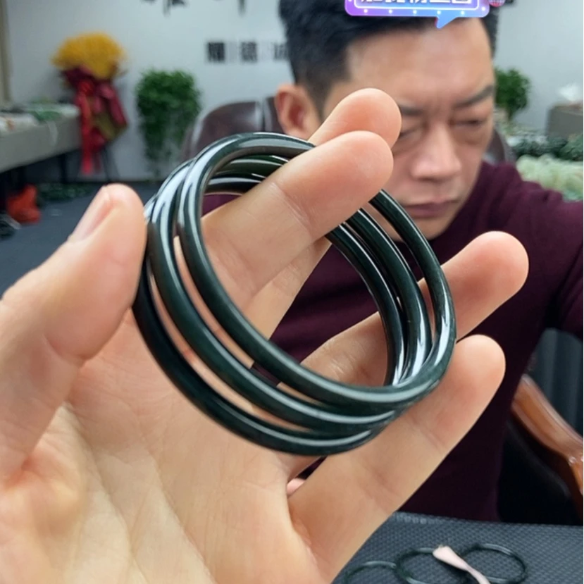 【闪购商品】和田玉手镯颜色纹路多样性发货拍一发一未镶嵌