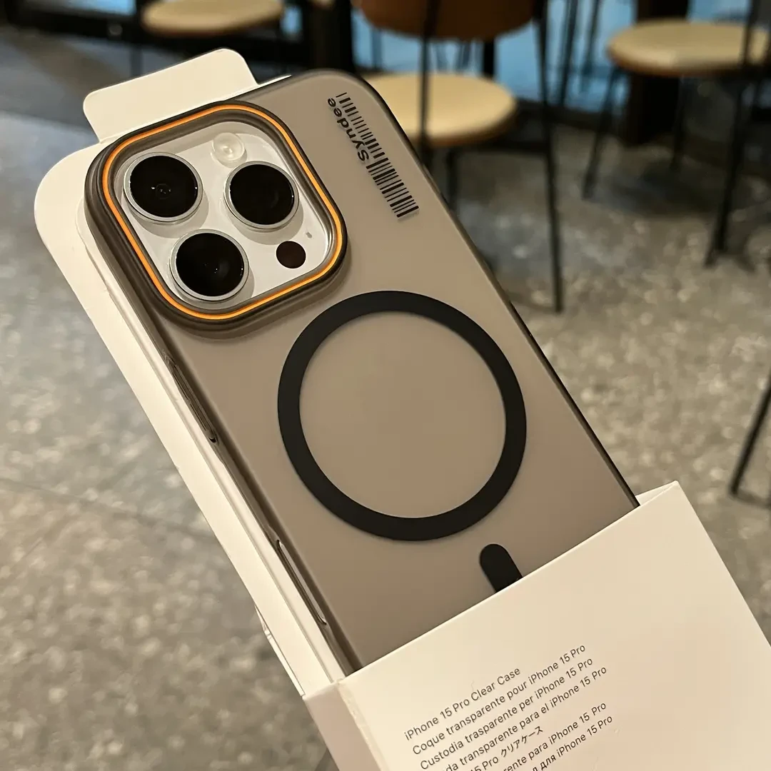 ins风磨砂半透磁吸适用iPhone16/15promax手机壳14防13摔12保护壳