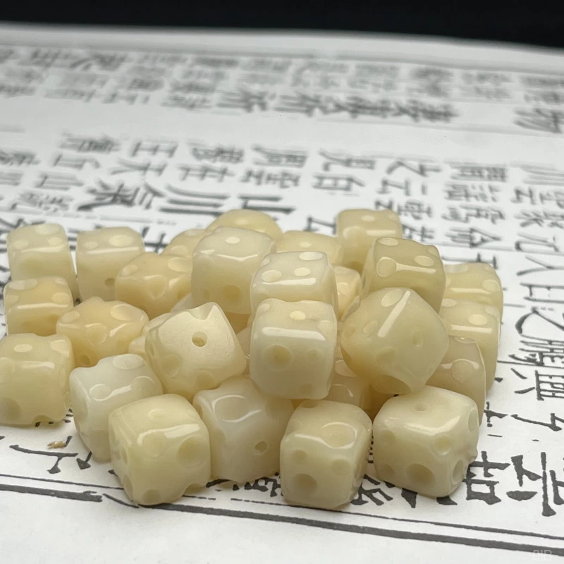 10-11mm奶黄菩提根雕刻奶酪方糖 DIY菩提子手链手串配珠