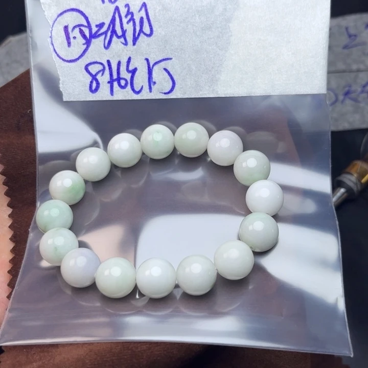 【闪购商品】定制翡翠未镶嵌二*初手串