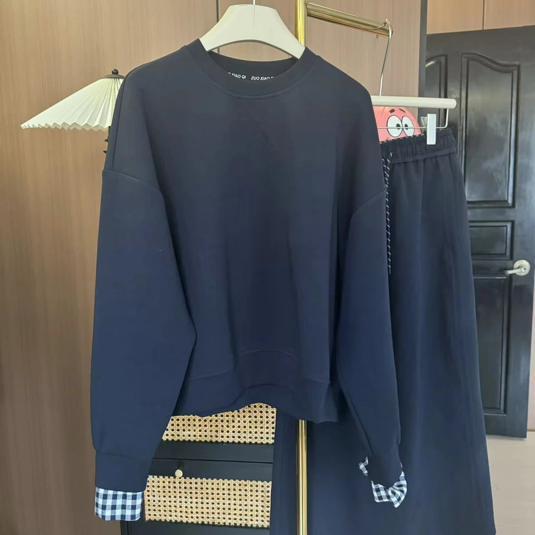 铂屋馆B51207领口格子卫衣拼接设计套装