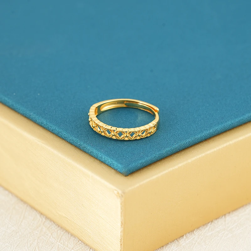 足银银制品 【魏来】精致足银镂空花戒指金色轻奢（3*1.8mm）