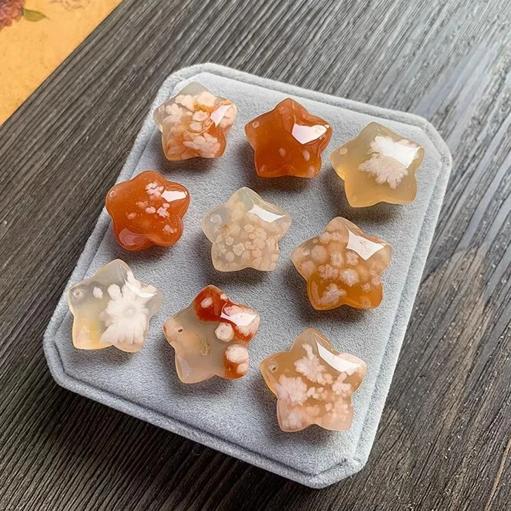 【小王懂樱花玛瑙】马达加斯天然樱花玛瑙雕刻吊坠成品源头工厂直销