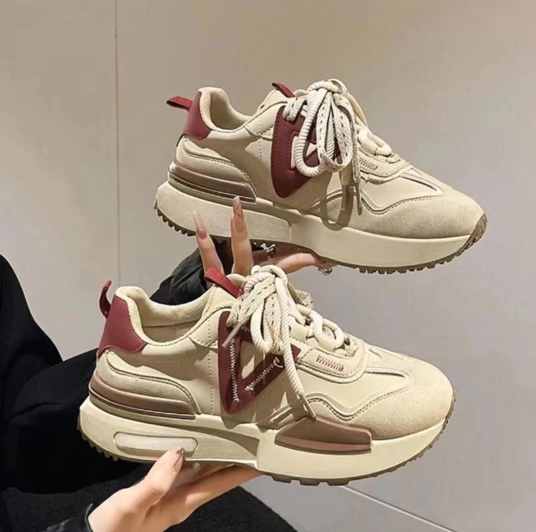 线下新款！2024轻奢风拼接厚底休闲女鞋阿甘老爹鞋2135