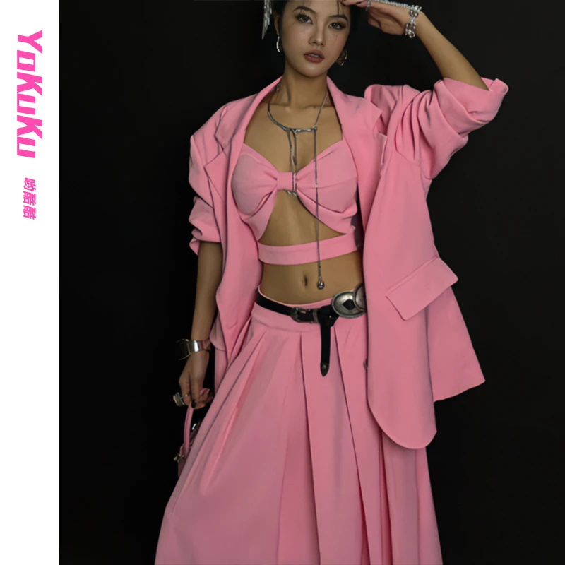 哟酷酷小众设计感粉色气质西装