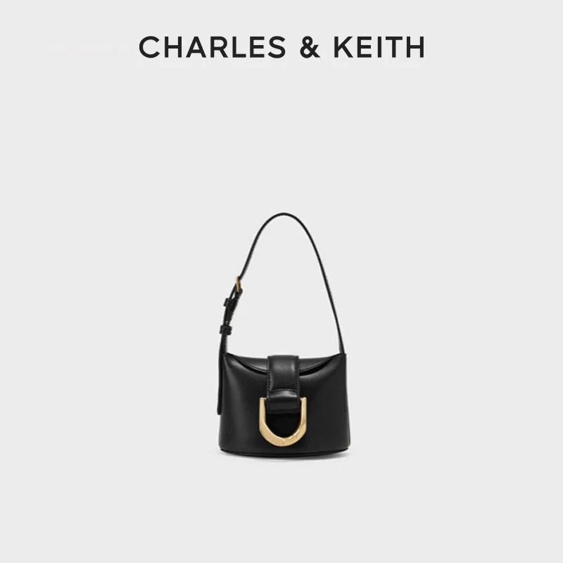 CHARLES & KEITH马蹄扣柔软迷你斜挎包水桶包薯条包CK2-10781870