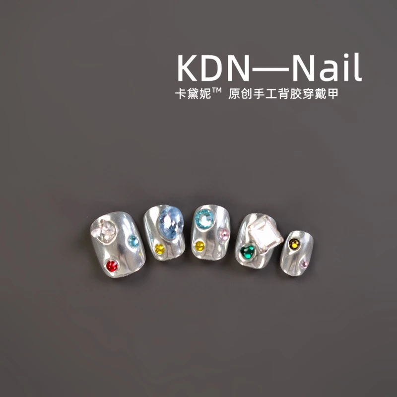 现货【快乐星球】新短圆/新短方/中梯 魔镜粉彩钻可爱穿戴式穿戴甲