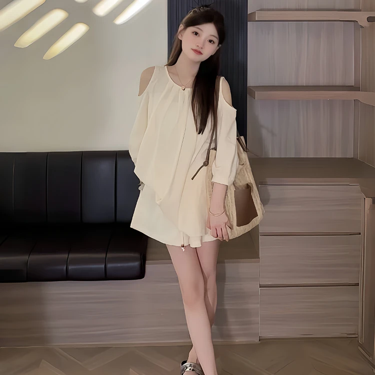 夏季穿搭气质时尚套装圆领露肩防晒衬衫上衣宽松显瘦短裤两件套女