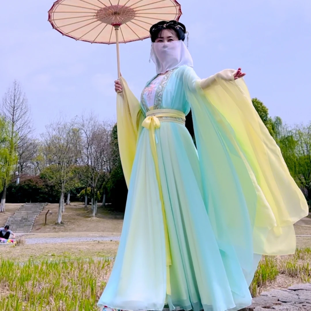 定制黄绿大袖子仙女古装