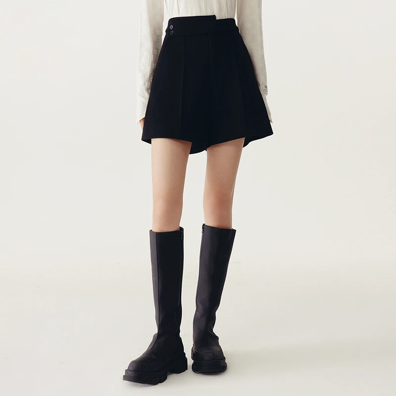 HPLY荷比俪冬季新款女挺阔毛呢小A包臀显瘦短裤HEC41400172