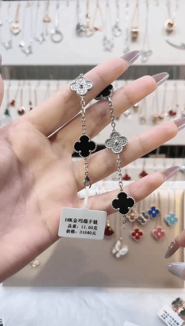 【闪购商品】钻石手链18K金镶嵌18K金镶嵌钻石 K白