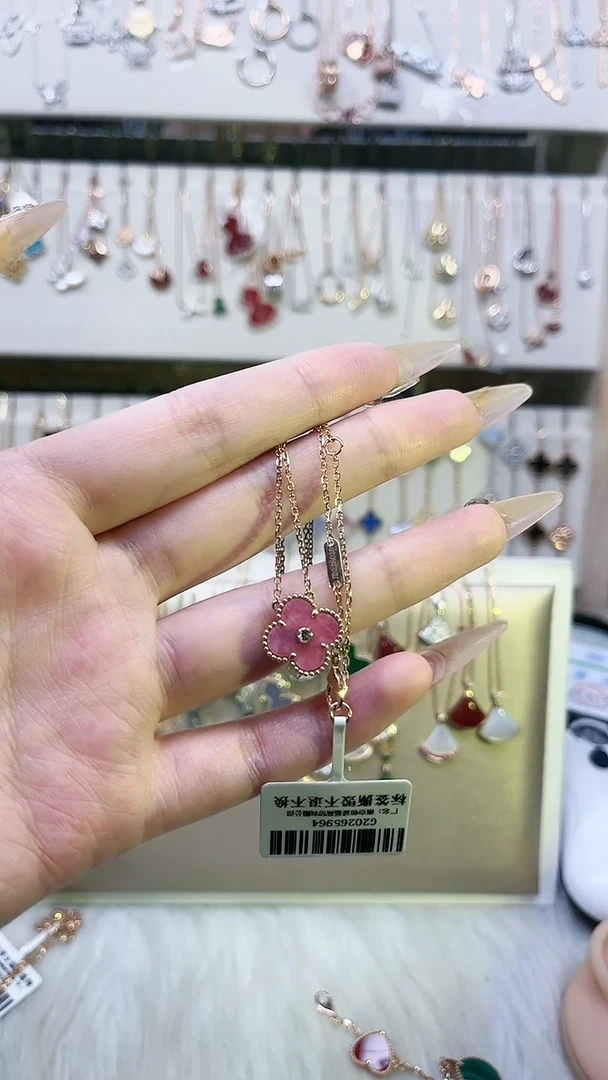 【闪购商品】钻石颈饰18K金镶嵌18K金镶嵌钻石 K玫