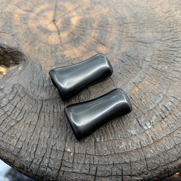 水滴轮牛角握丸S/D牌通用短款握丸一对黑牛角网球粒握丸