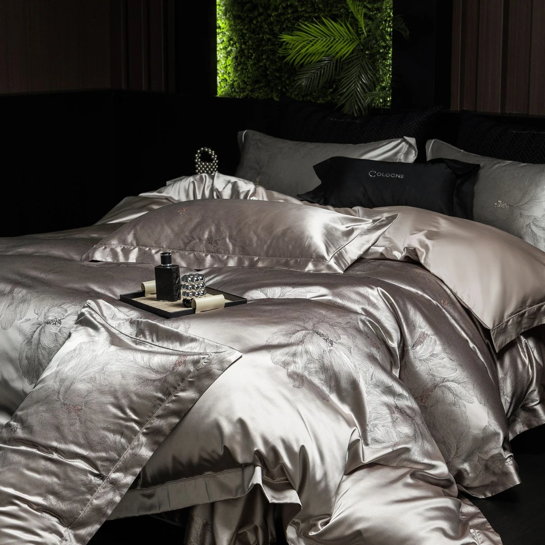 绣花夫人/瑞芙丽/高精密色织锦缎/宽边埋绳设计/色织提花四件套