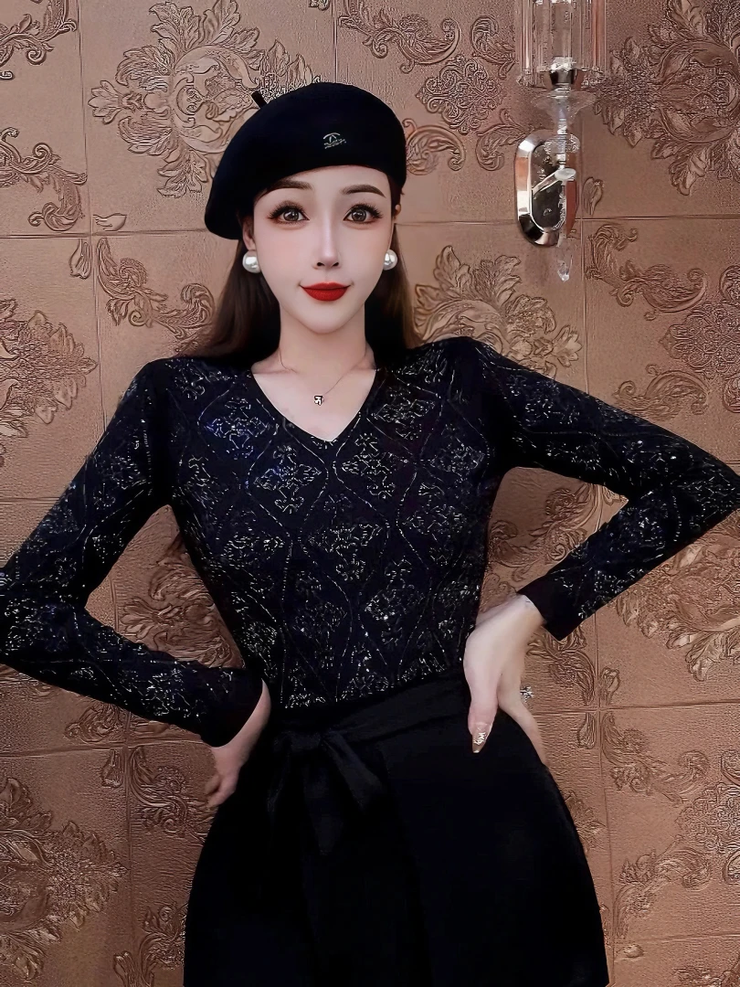 秋冬修身打底衫镶钻长袖打底衫女内搭洋气衣服女修身型时尚带钻衣