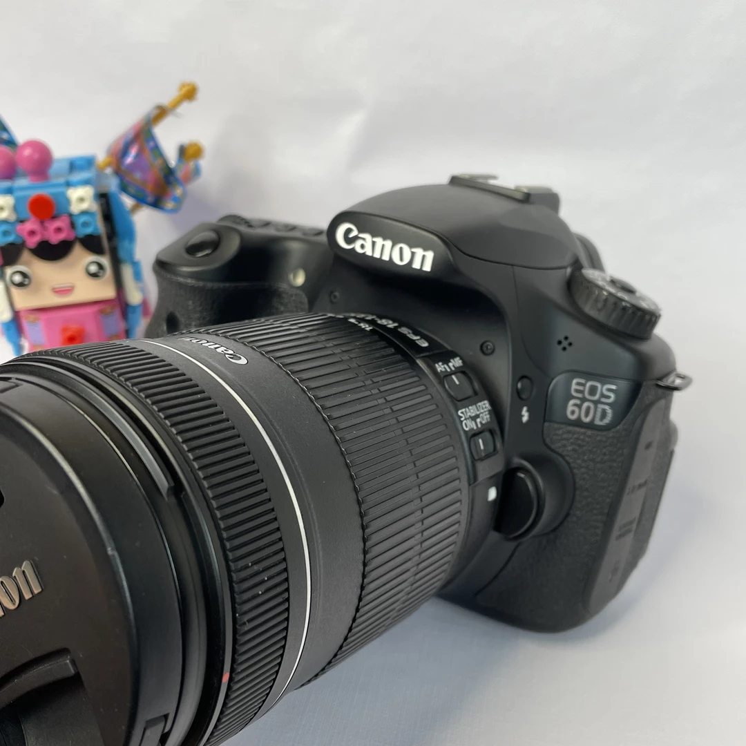 95新 Canon/佳能 95新佳能60D18-135IS套机中端单反相机风光人像