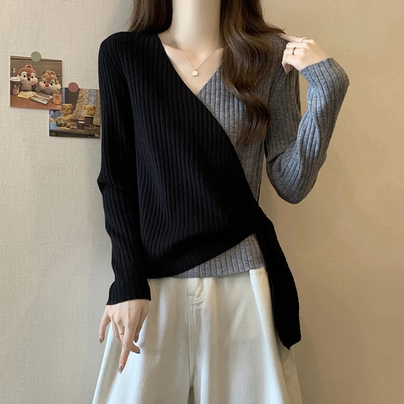 不规则交叉长袖V领针织衫女春季新款修身显瘦独特别致长袖上衣