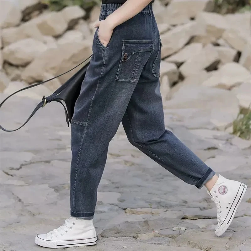 哈伦大码女2025秋季新款松紧腰弹力宽松老爹裤显瘦百搭牛仔裤子