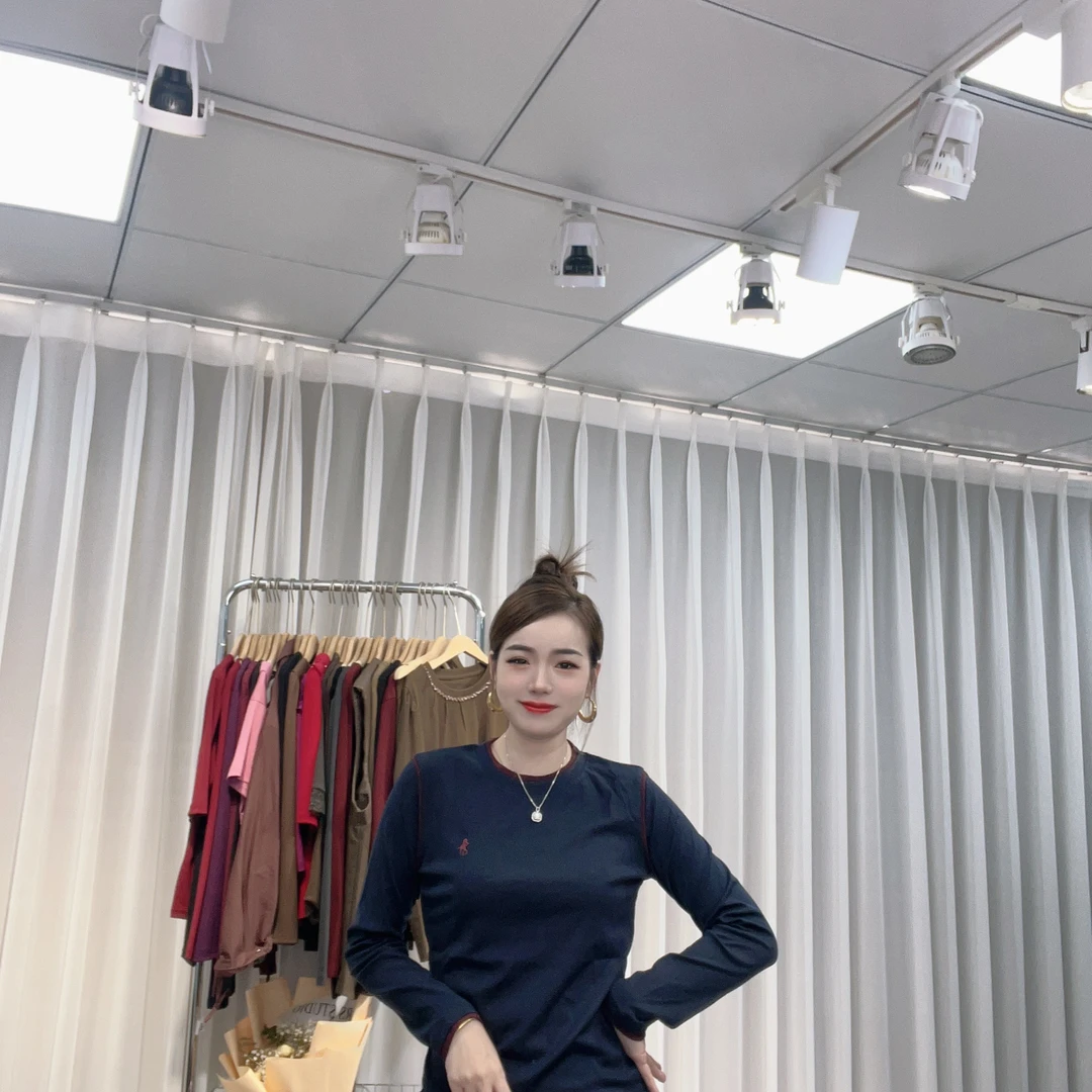 大美小美 微胖MM大码女装长袖上衣拼色