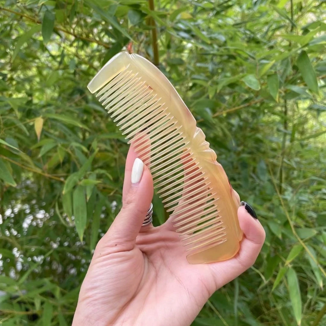 名匠 精品黄牛角半圆桃心细齿梳    男女通用款黄牛角包包梳