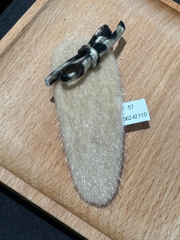 发卡蝴蝶结氛围感