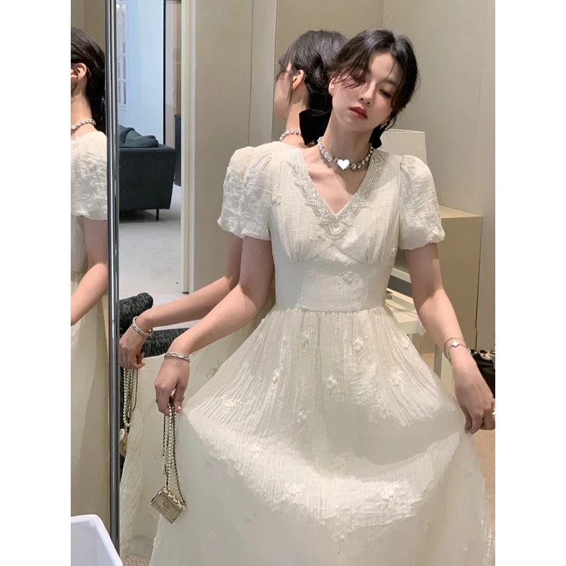 LZ01009鹿阿姨卓叔叔◆法式浪漫V领刺绣连衣裙女夏季纯色网纱