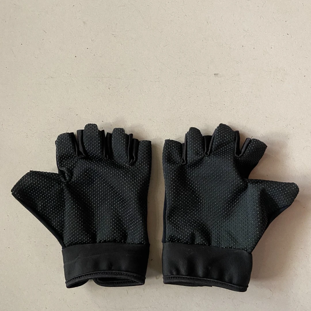 今龙山地车骑行手套自行车防滑吸汗耐磨春夏半指运动健身户外保暖