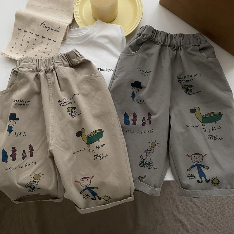 儿童裤子秋季新款日系男童洋气涂鸦长裤宝宝宽松卡通休闲裤萝卜裤