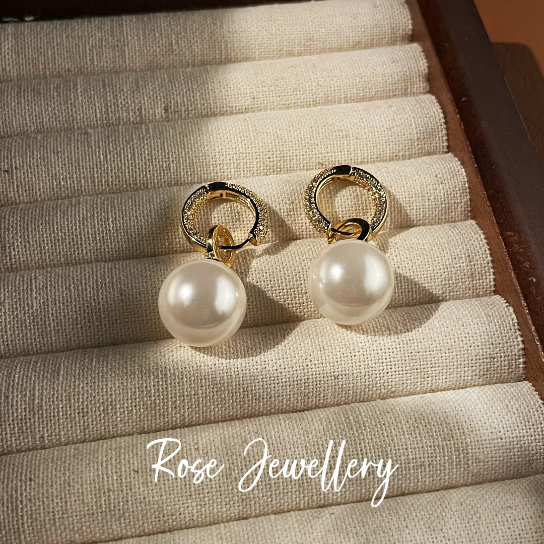 铜合金仿珍珠耳饰 E0739101外贸高奢F11轻奢耳饰【Stud Earrings】