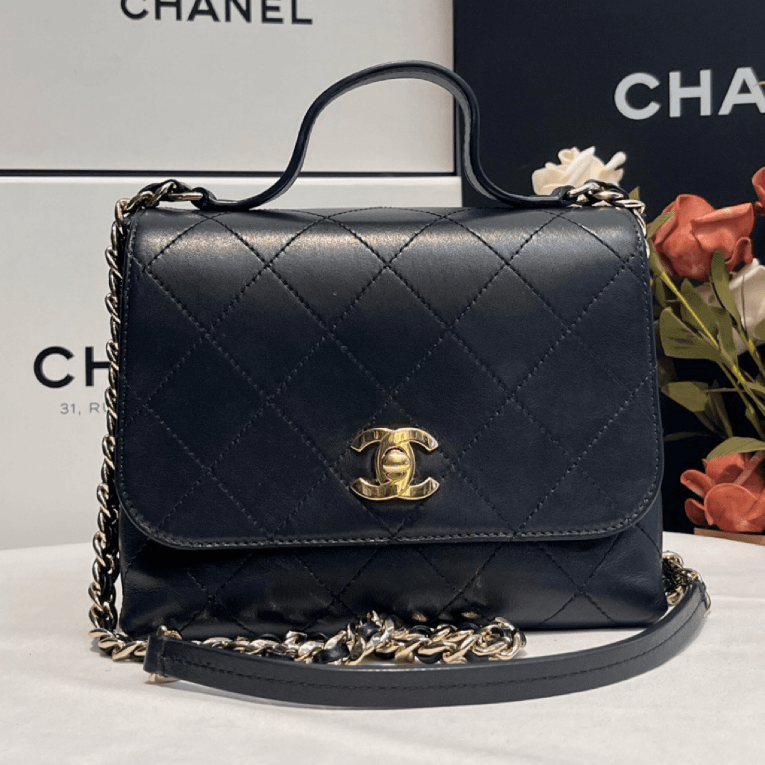 99新 Chanel/香奈儿 黑金手柄邮差包单肩包斜挎包黑色百搭经典