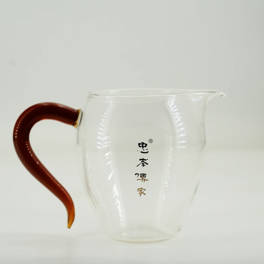 【忠孝传家公道杯】