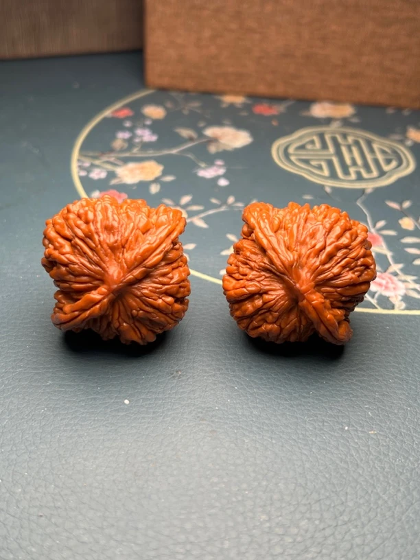 （单拍专用）四座楼狮子头文玩手把件，边42肚40高34