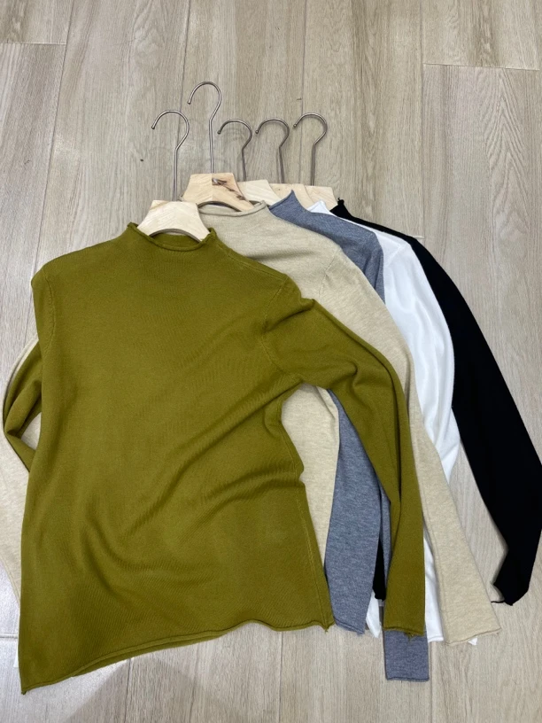 【大欣家】816卷边中领打底衫