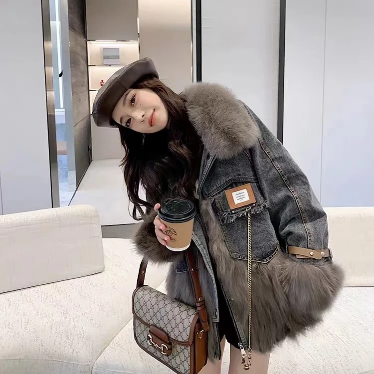 牛仔皮草拼接鹅绒服女2023新款外套狐狸毛领年轻款派克小个子减龄