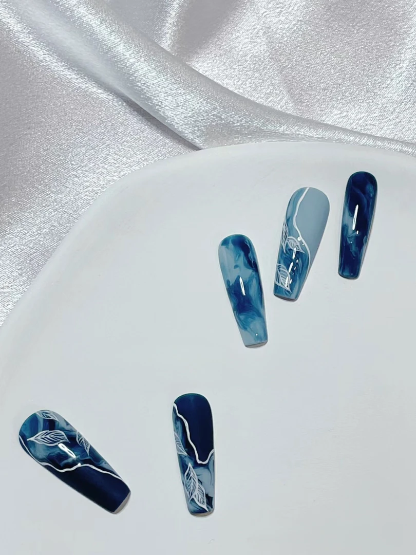 雅美深蓝大海/甜酷辣妹纯手绘晕染渐变定制穿戴甲/高级感十足