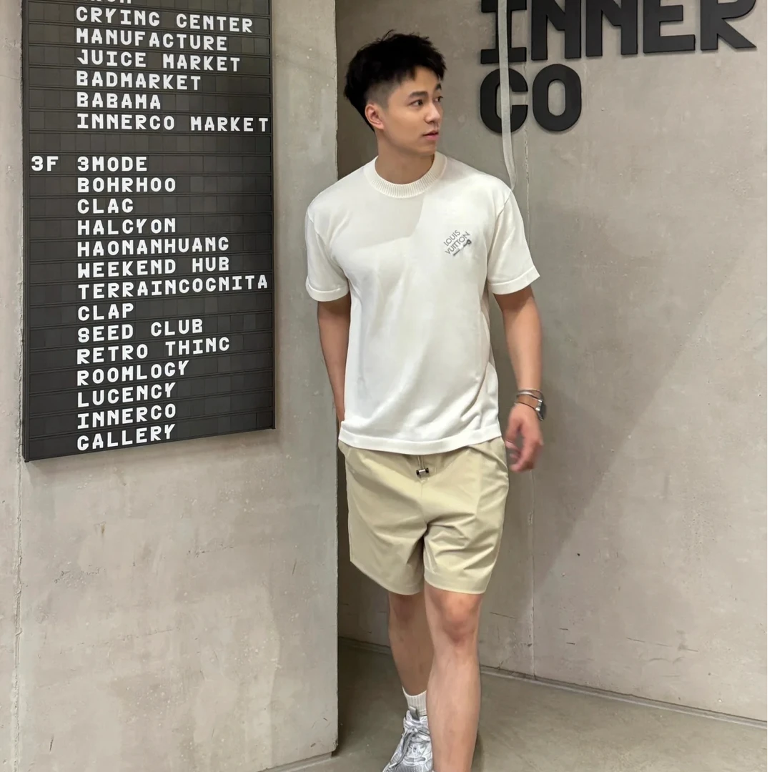 全新未使用 LouisVuitton/路易威登 字母刺绣标识圆领短袖 HNN42W