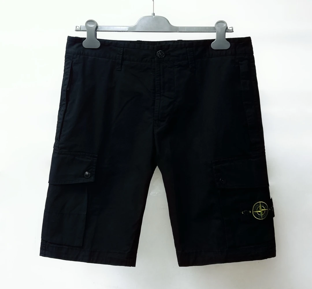 全新未使用 STONE ISLAND SINCE/石岛 石头岛24春夏工装短裤8015L