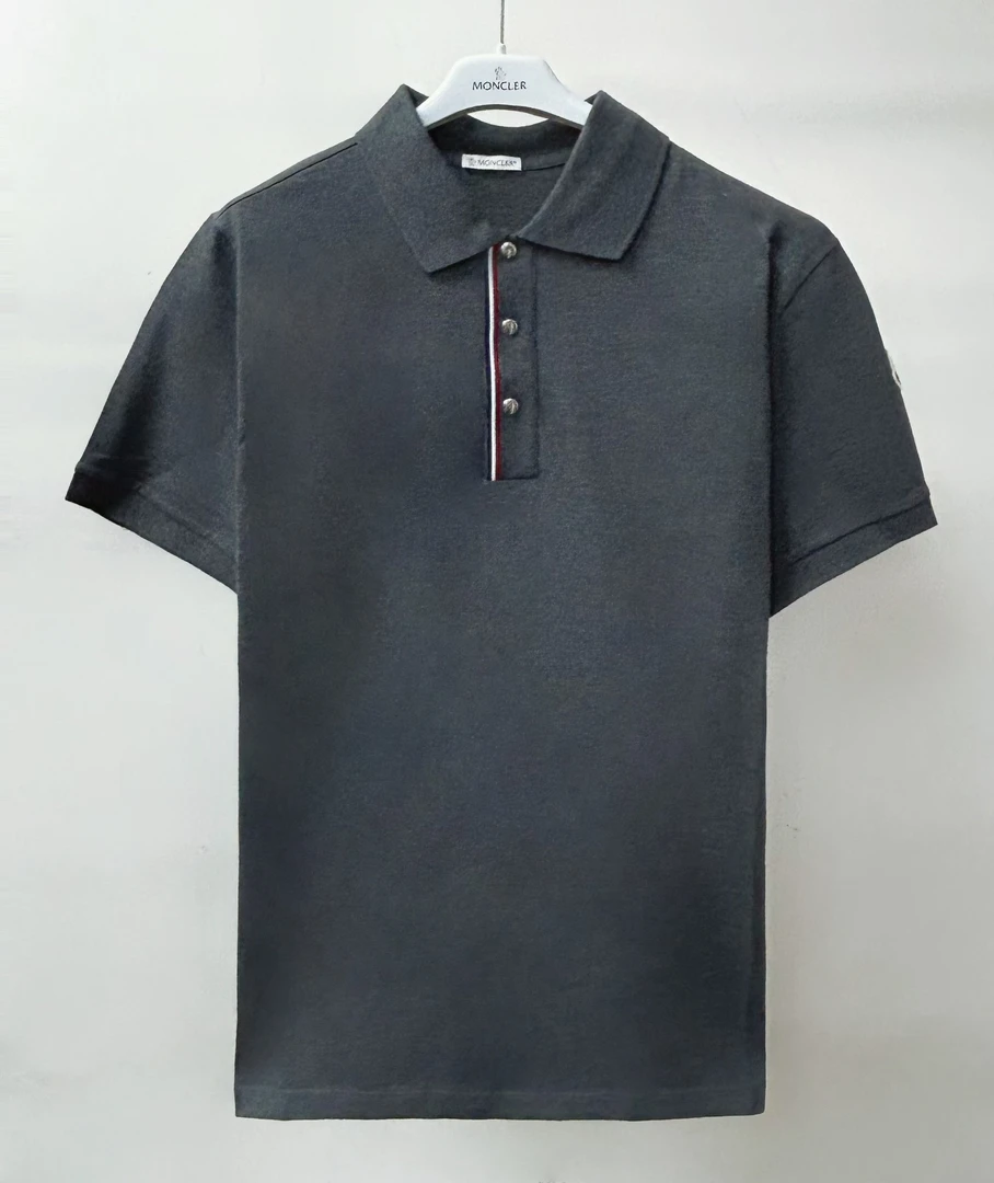 全新未使用 MONCLER M Moncler  领子红白蓝条POLO深灰色8A00022