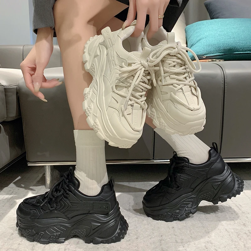 春秋百搭时尚欧货发泡老爹鞋女潮秋新款增高小个子松糕厚底休闲鞋