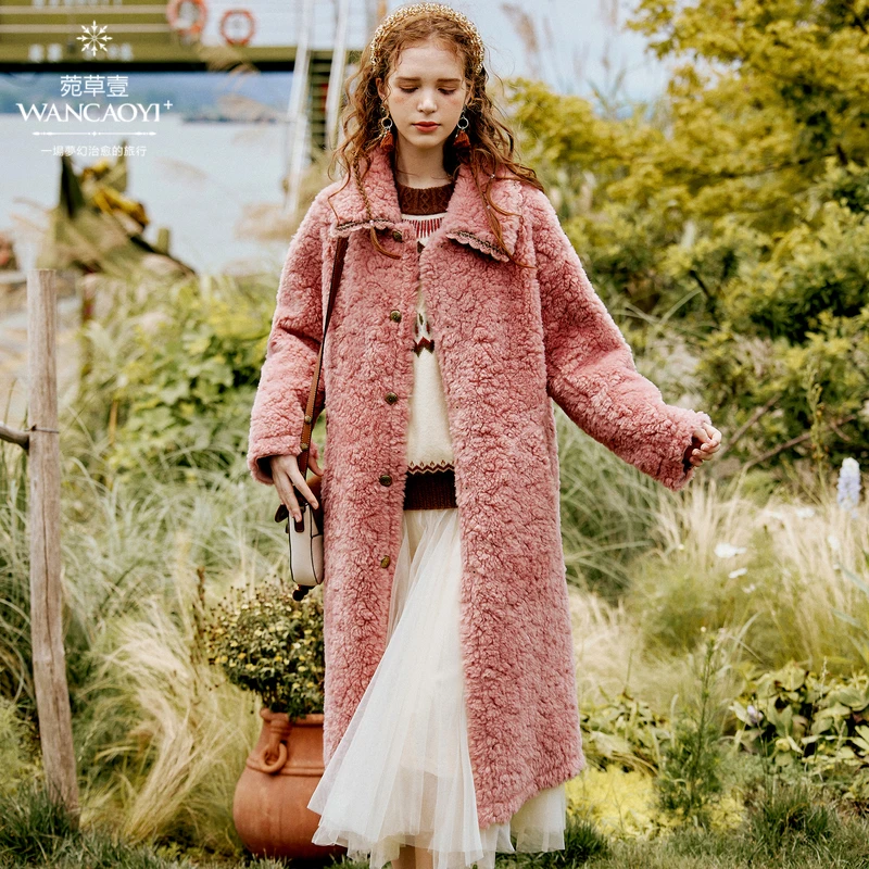 【邱莹莹专享】菀壹2024冬季毛呢大衣绒面翻领烟大衣女D03201359