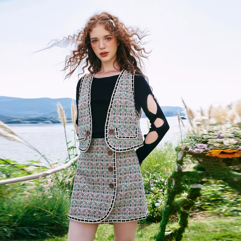 【陈大可专属】菀草壹2024春季新款粗花小香风两件套H27631311