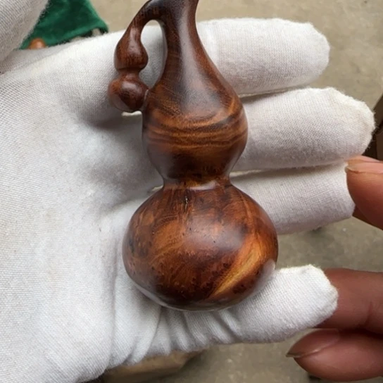 木潮**饰全陈化老料把件