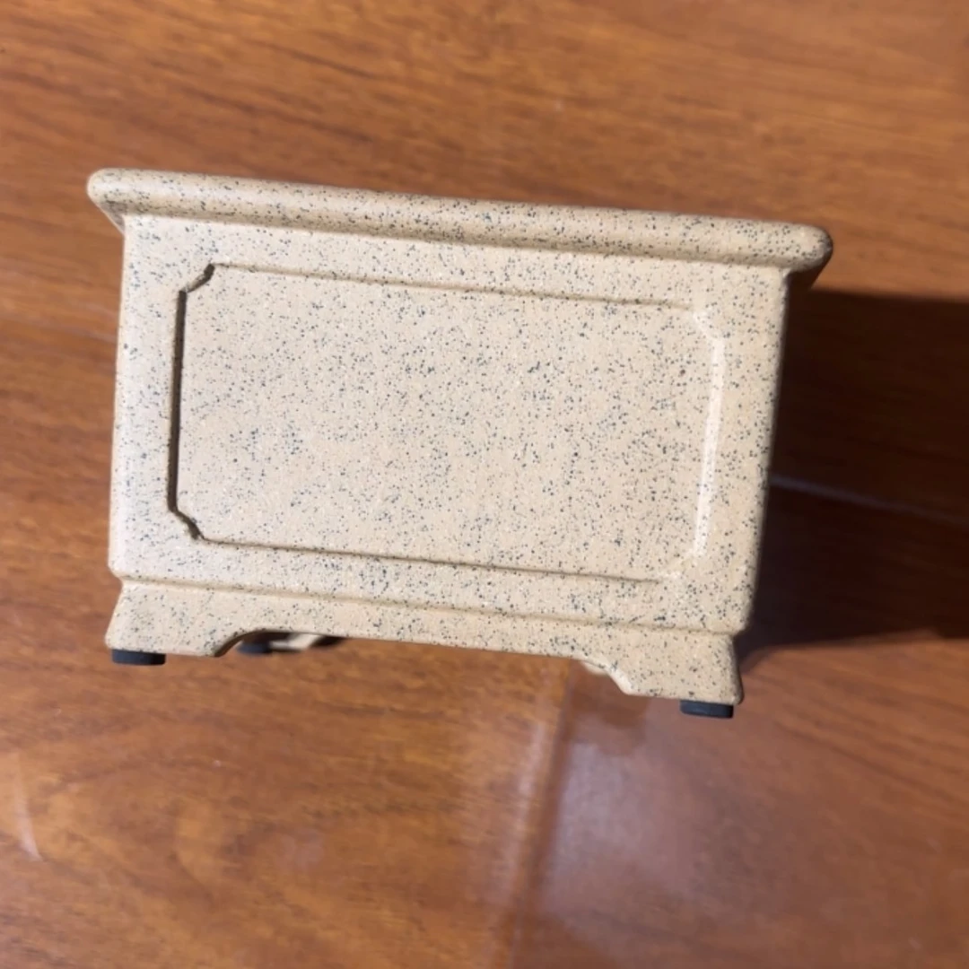 【闪购商品】紫砂花盆夔*